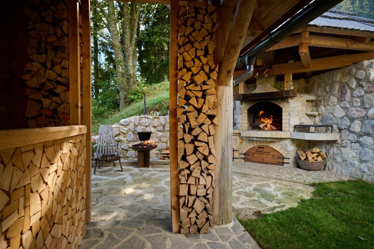 Holiday Chalet "Alpine Dreams" With Private Wellness Solčava Exterior foto
