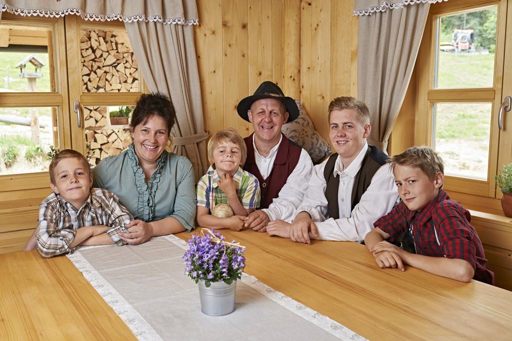 Holiday Chalet "Alpine Dreams" With Private Wellness Solčava Quarto foto